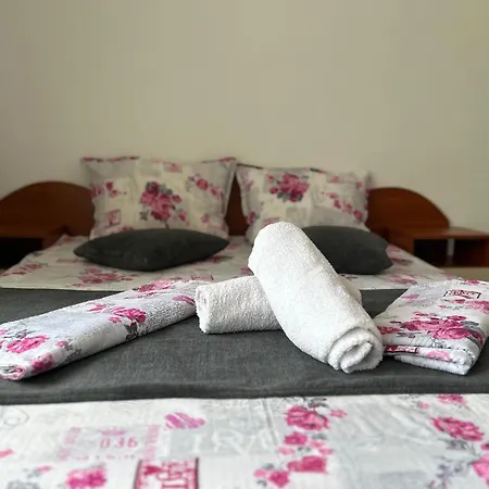 над плажа 茨雷沃